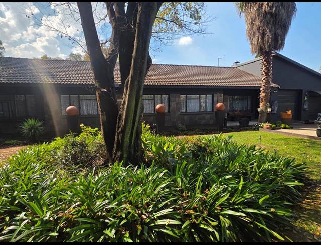 4 BEDROOM HOUSE FOR SALE IN MEYERTON CENTRAL